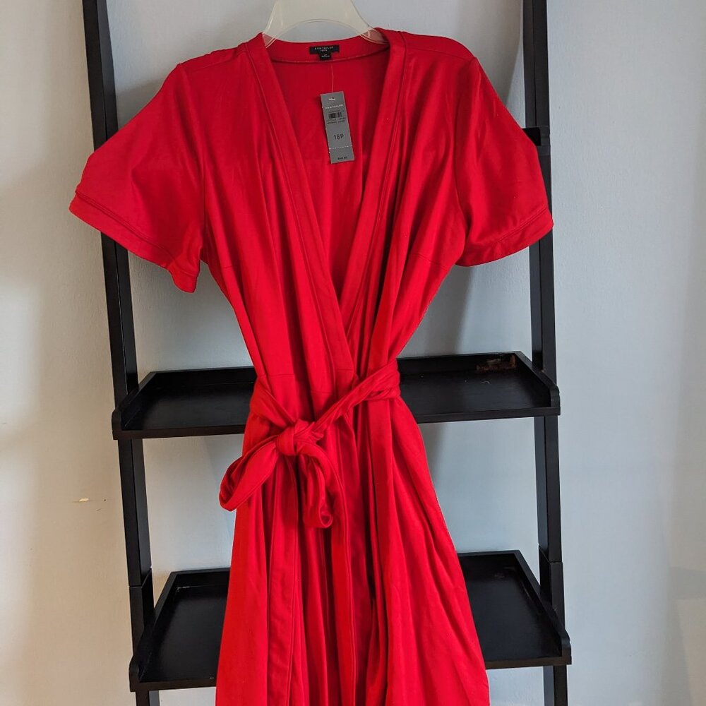 NWT Ann Taylor short sleeve wrap dress, 16P